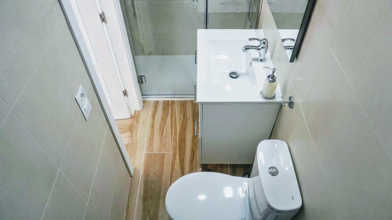 Beachfront Apartment In Fuengirola With Sea Views Eksteriør bilde